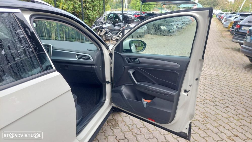 VW T-Roc 1.0 TSI - 9