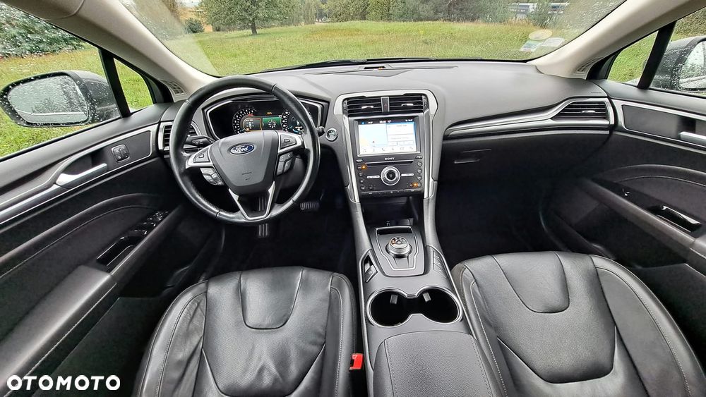 Ford Mondeo 2.0 TDCi Titanium PowerShift - 19