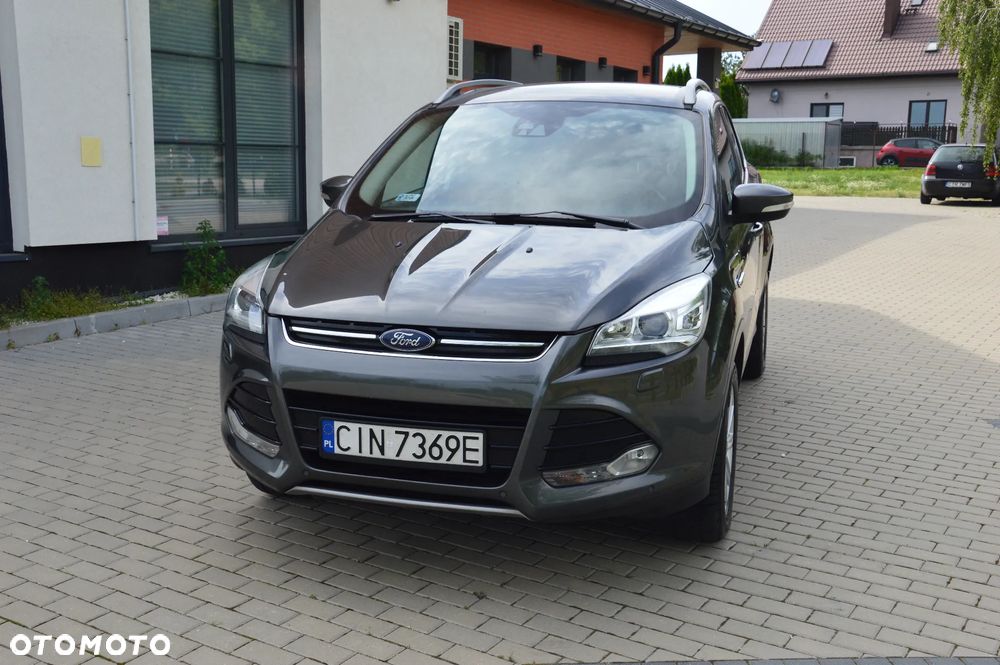 Ford Kuga 2.0 TDCi 4WD Titanium - 4