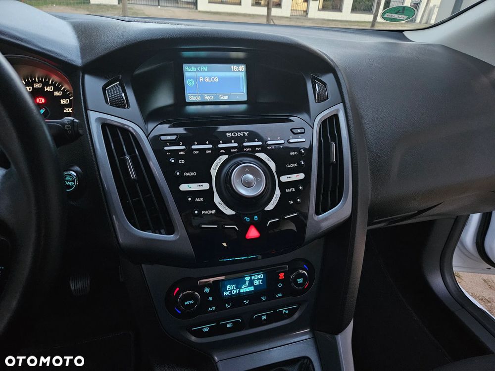 Ford Focus 1.6 Titanium - 28