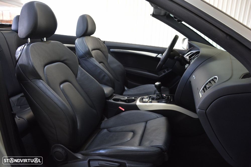 Audi A5 Cabrio 2.0 TDi S-line - 22