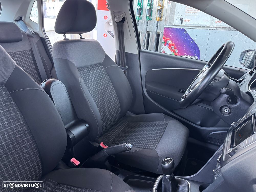 VW Polo 1.0 Confortline - 22