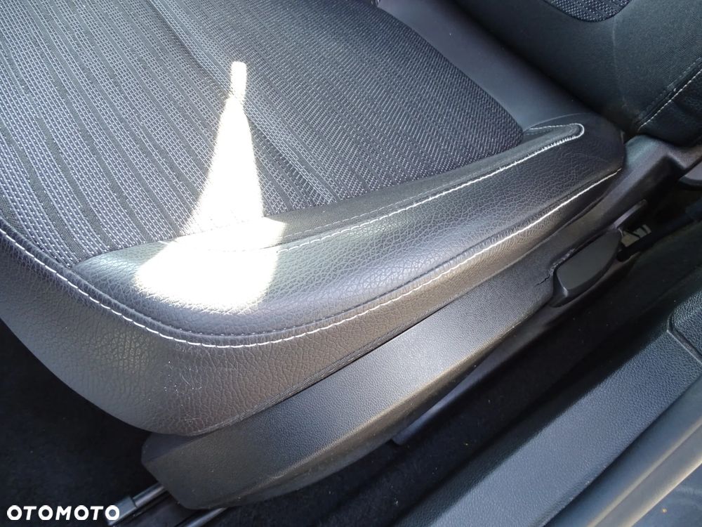 Opel Astra 1.4 Turbo ENERGY - 24