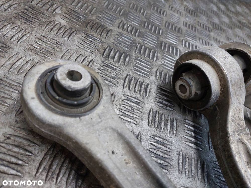WAHACZE PRZÓD KOMPLET AUDI A6 C6 4F0407693B 4F0407694B - 3