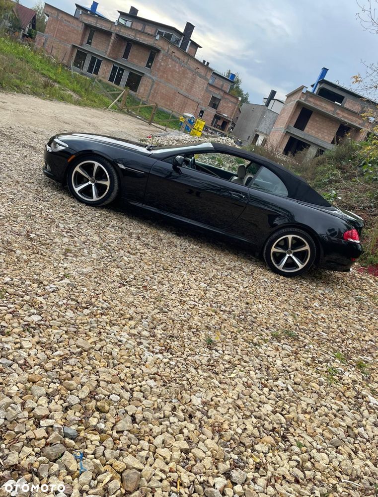 BMW Seria 6 650 i - 12