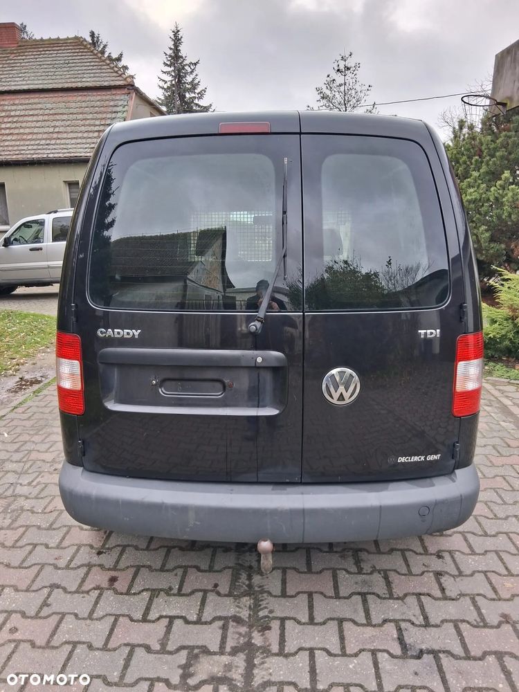 Volkswagen Caddy - 10