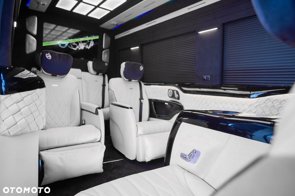 Mercedes-Benz Sprinter - 2