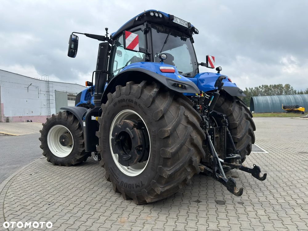 New Holland T8.435 - 7