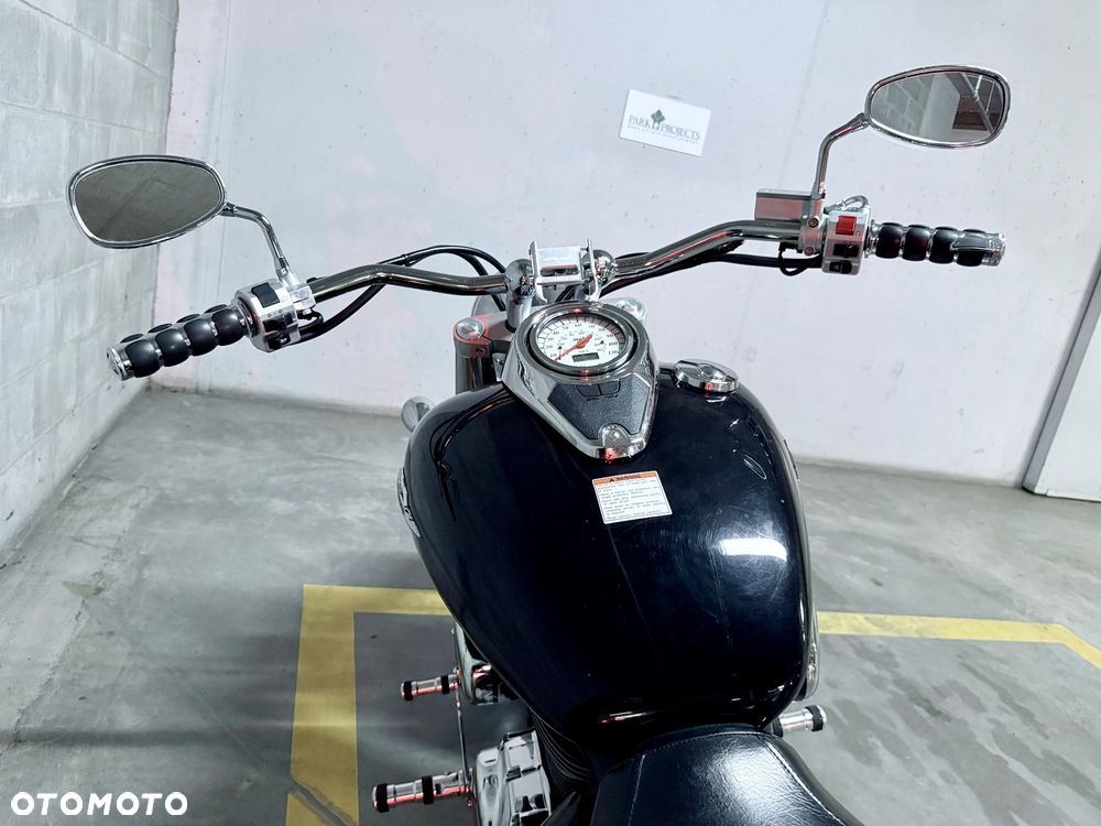 Suzuki VL 800 Volusia - Boulevard C50 - 12