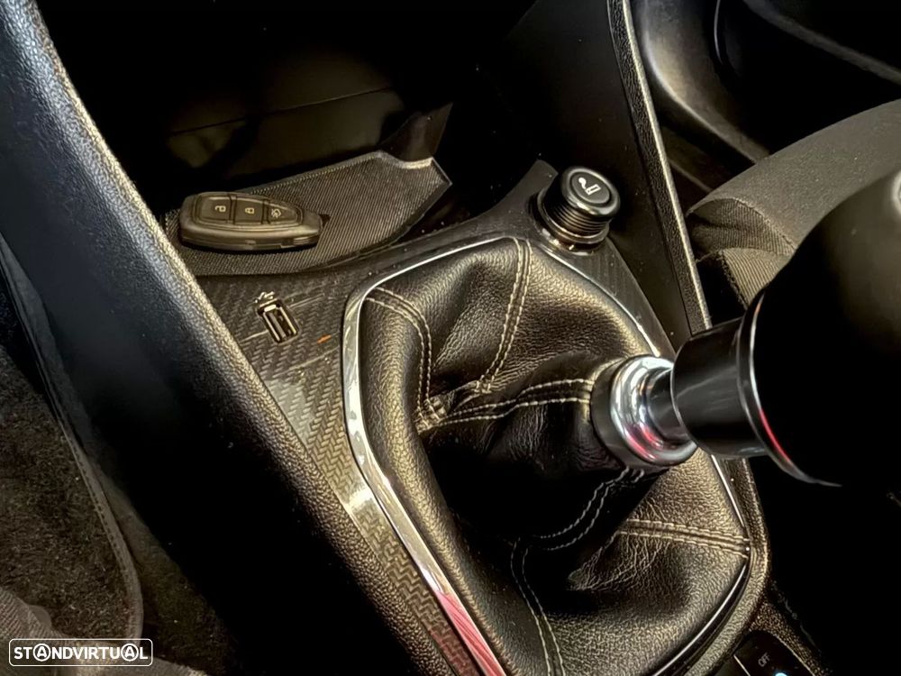 Ford Fiesta 1.0 T EcoBoost STLine - 57