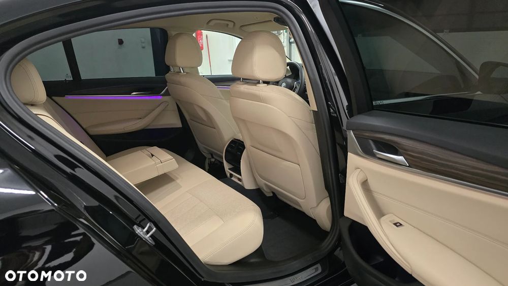 BMW Seria 5 - 14