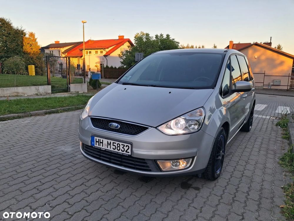 Ford Galaxy - 9