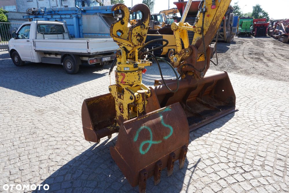 Liebherr A900C ZW Koparka dwudrożna Kolejowa - 11