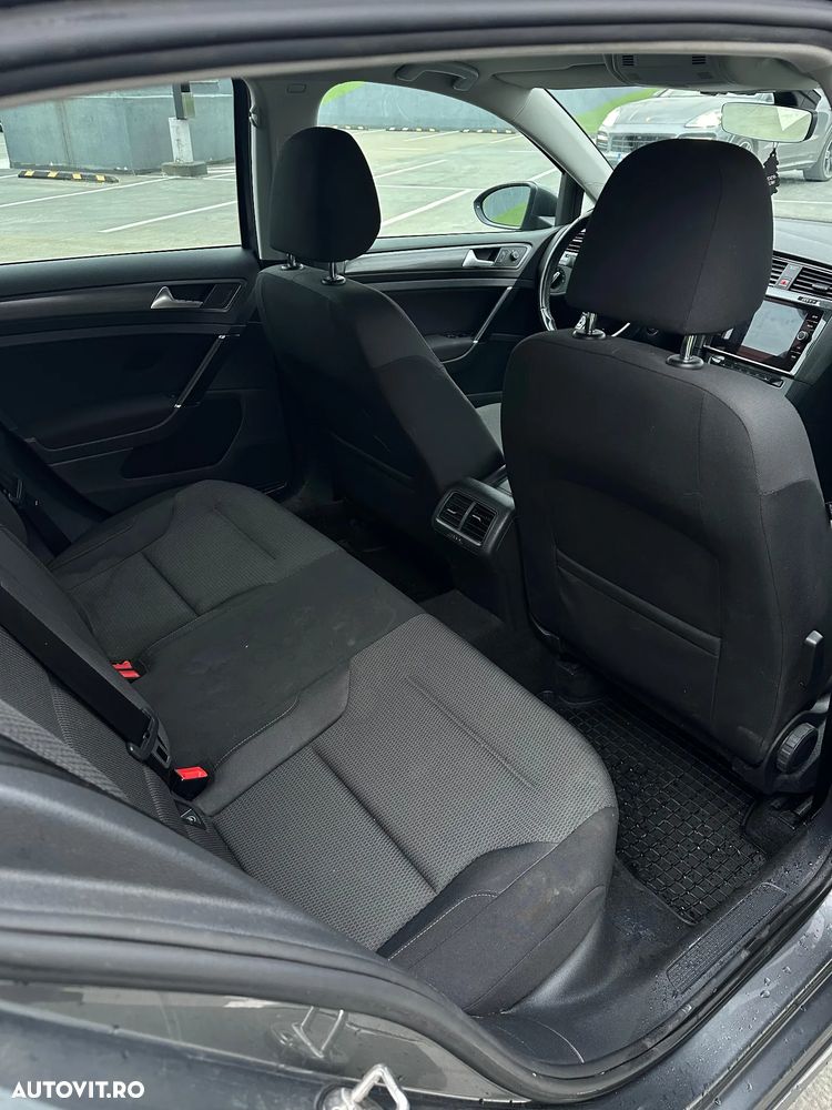Volkswagen Golf 1.6 TDI DSG Comfortline - 8
