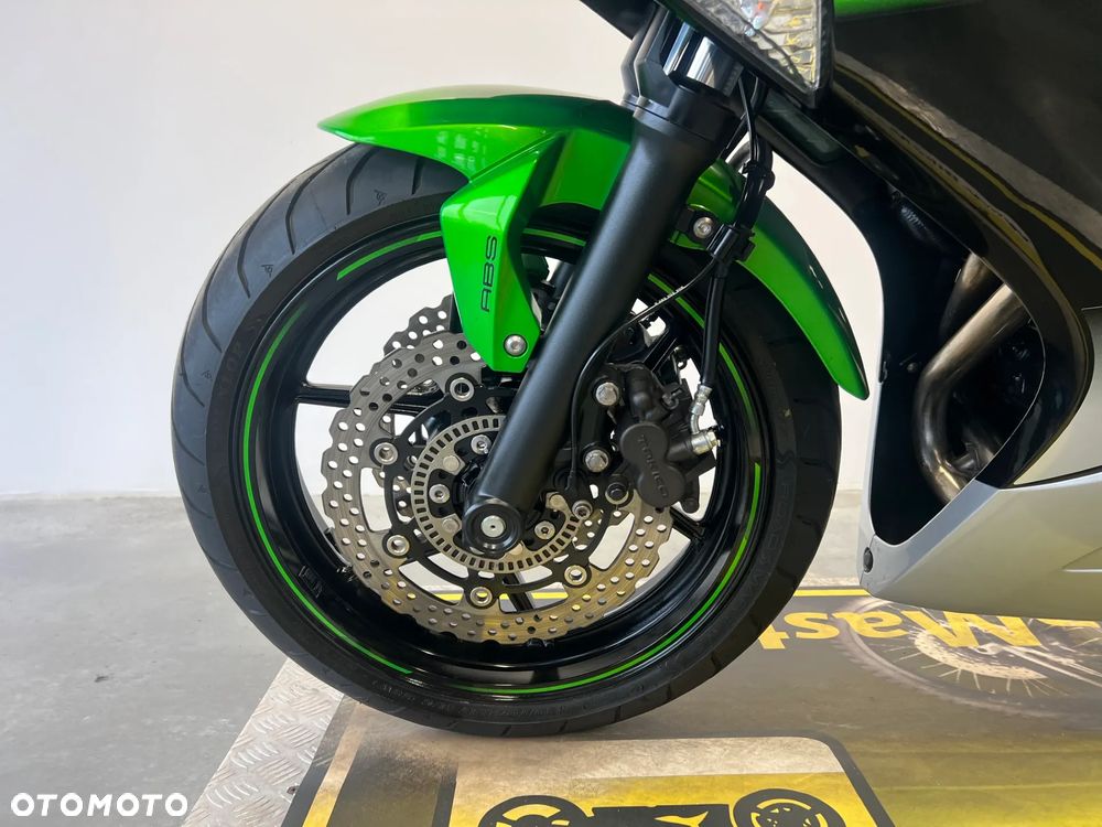 Kawasaki ER - 7