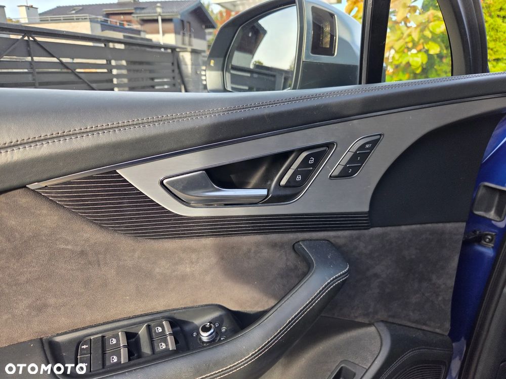 Audi SQ7 - 13