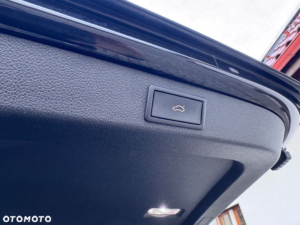 Skoda Superb 2.0 TDI SCR Sportline DSG - 39