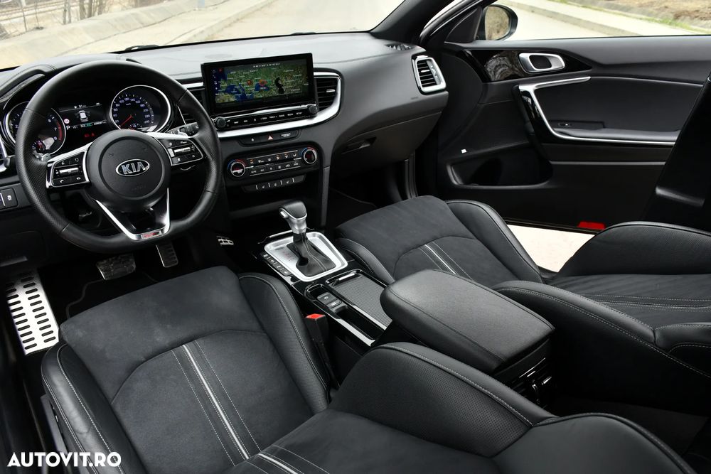 Kia Ceed 1.5 T-GDI DCT7 OPF (48V Mild Hybrid) GT Line - 6