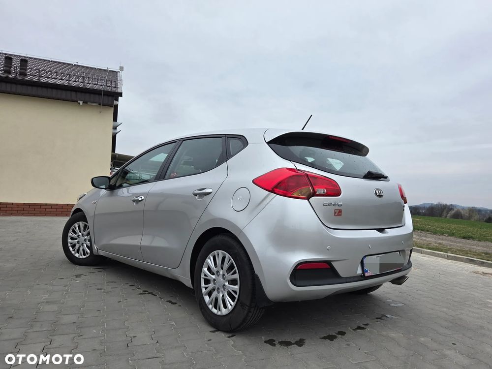 Kia Ceed 1.6 CRDi S - 4