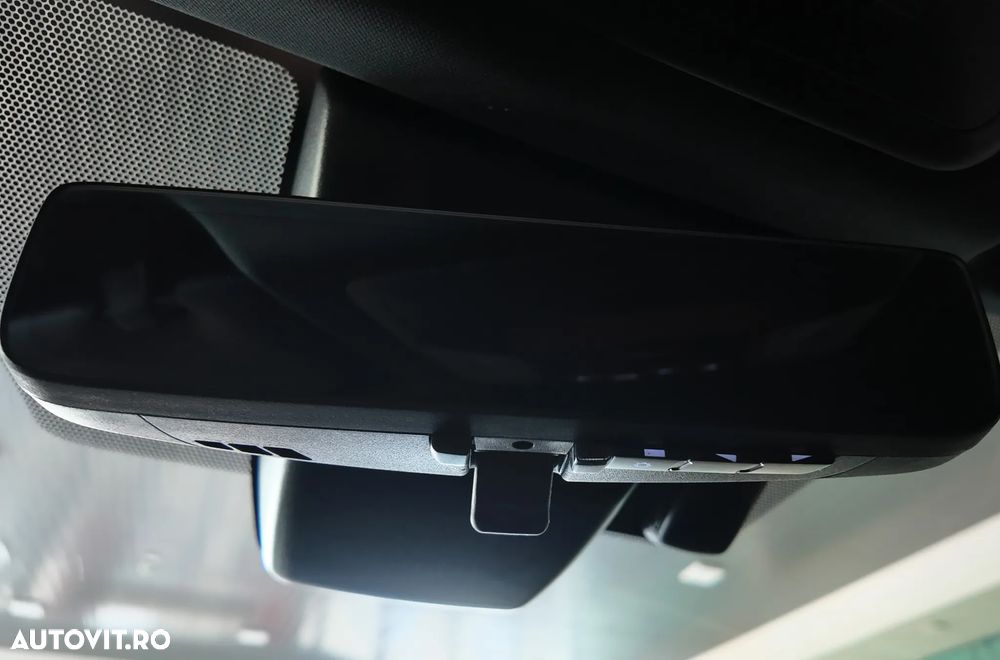 Toyota RAV4 2.5 PHEV VVT-iE 4x4 Style Bi-Tone - 30