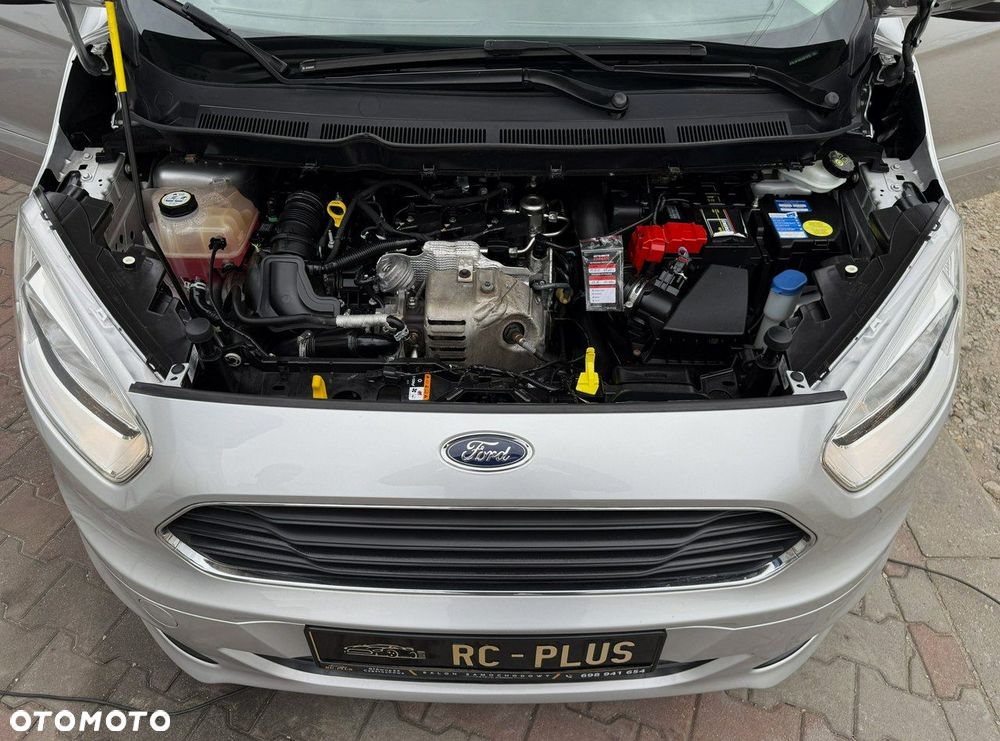 Ford Tourneo Courier 1.0 EcoBoost S&S Titanium - 40