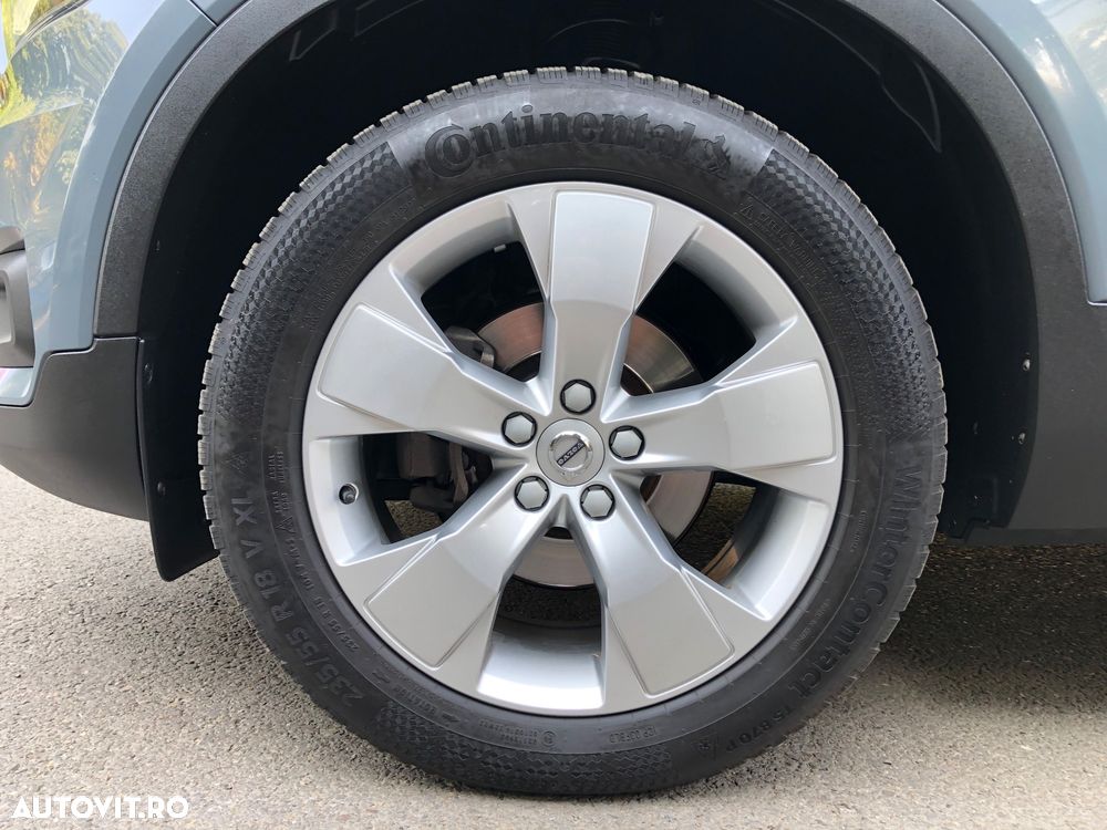 VOLVO XC40 2021 — imagine 36