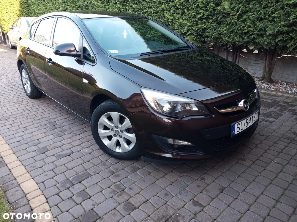 Opel Astra 2014