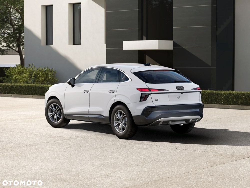 Audi Q3 Sportback - 5