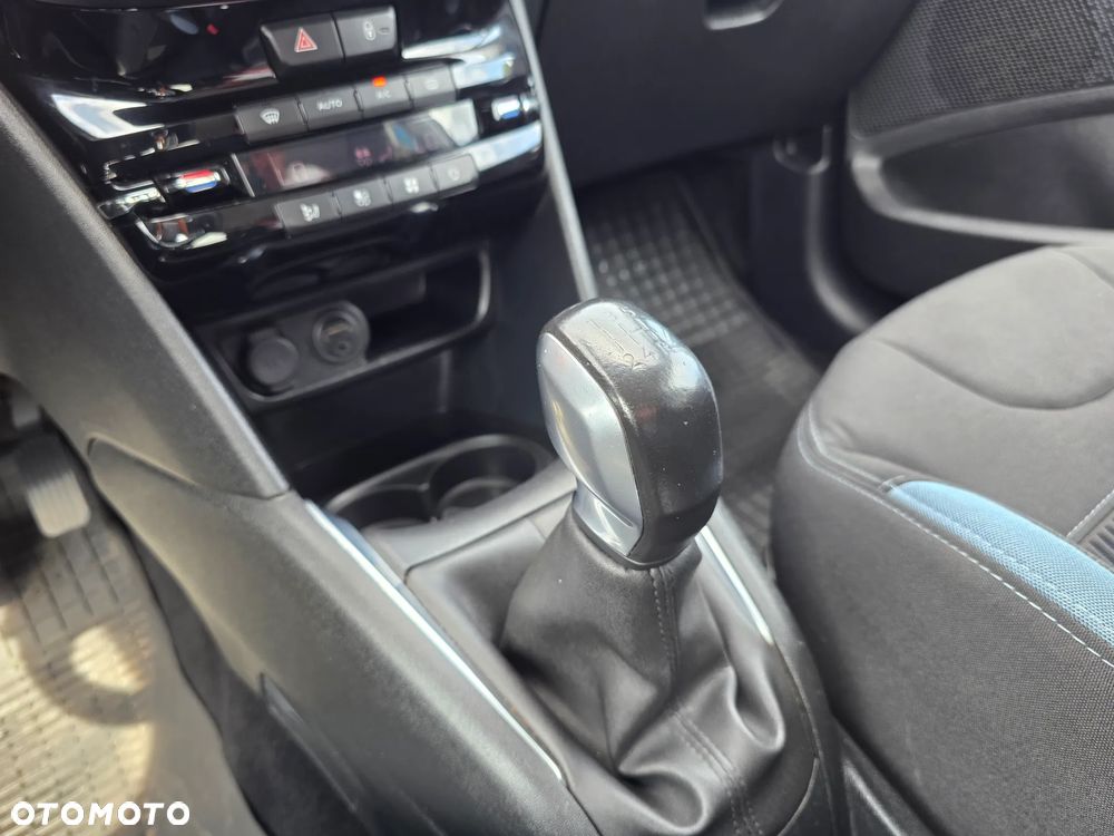 Peugeot 208 1.2 VTi Business Line - 14