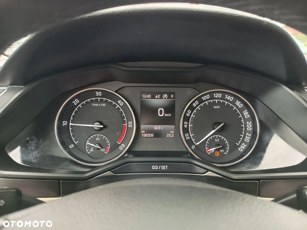 Skoda Superb 2.0 TDI Style DSG7 - 21