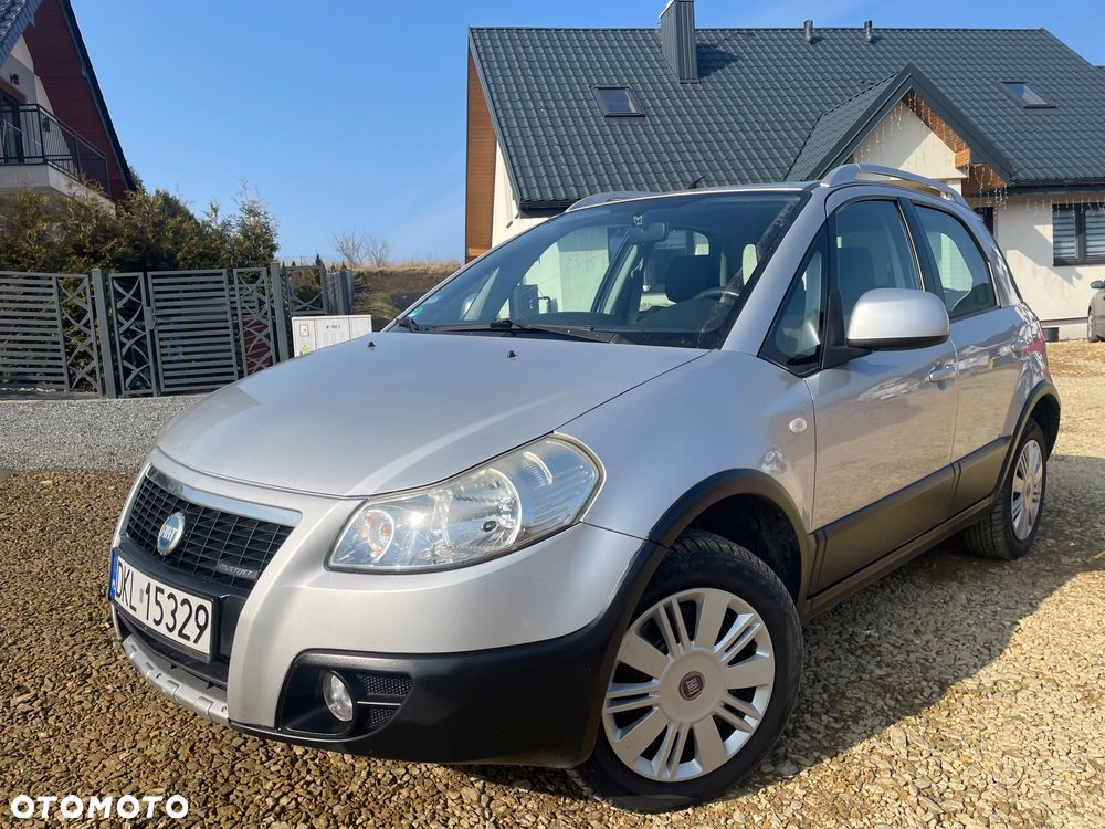 Fiat Sedici 1.9 Multijet DPF 4x4 Emotion - 1