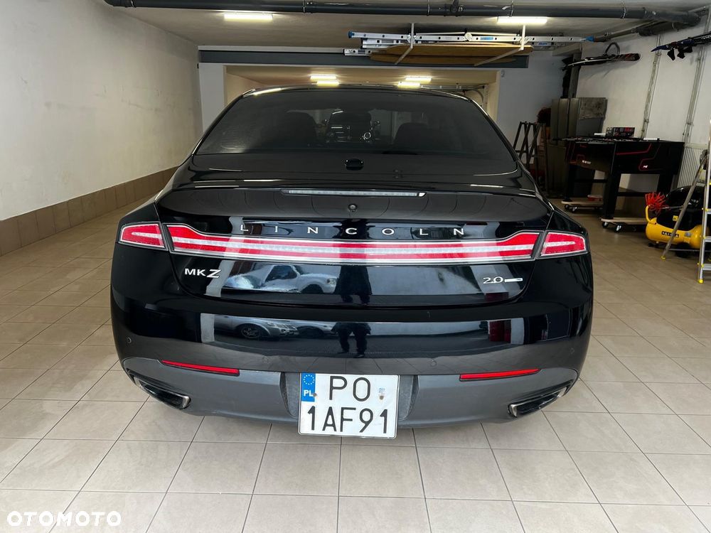 Lincoln MKZ - 7