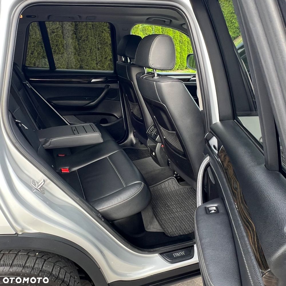 BMW X3 xDrive20d - 27