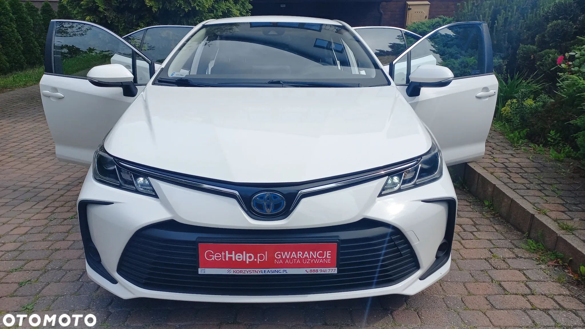 Toyota Corolla 1.8 Hybrid Active - 1