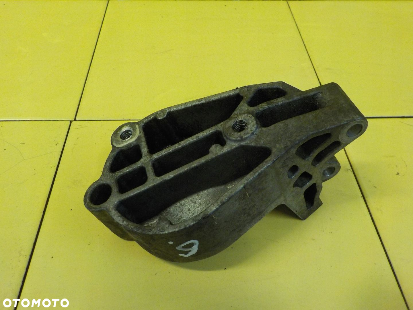 INSIGNIA ASTRA ZAFIRA 1.8 B 11r 140KM A18XER lapa pompy wtryskowej 55562276 - 2