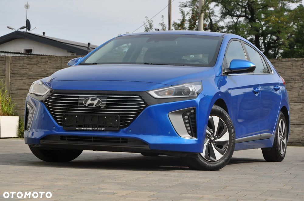 Hyundai IONIQ hybrid Business - 5