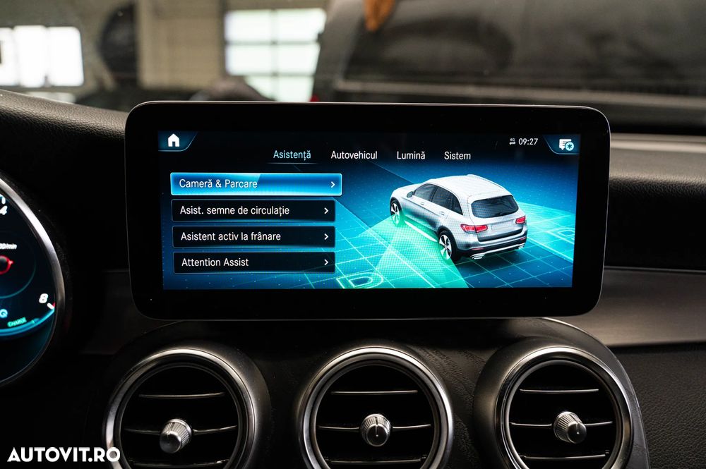 Mercedes-Benz GLC 300 4MATIC 9G-TRONIC AMG Line - 19