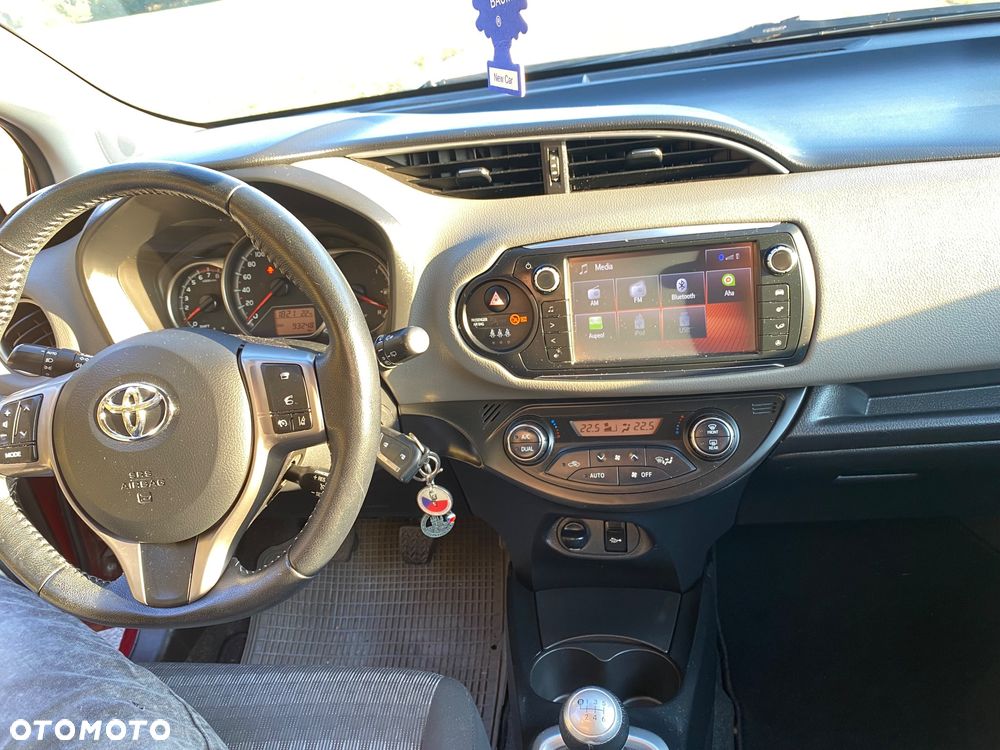 Toyota Yaris 1.33 Premium - 15