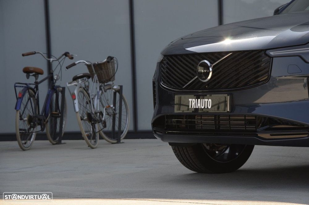 Volvo XC 90 2.0 T8 PHEV Plus Dark AWD - 6