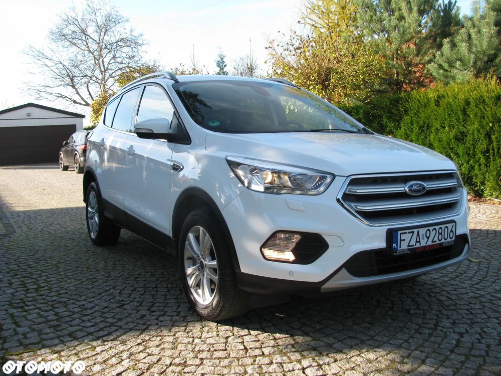 Ford Kuga 1.5 EcoBoost 2x4 Trend - 30