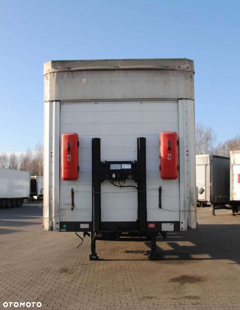 Schwarzmuller SPA, Podnoszona oś - 7