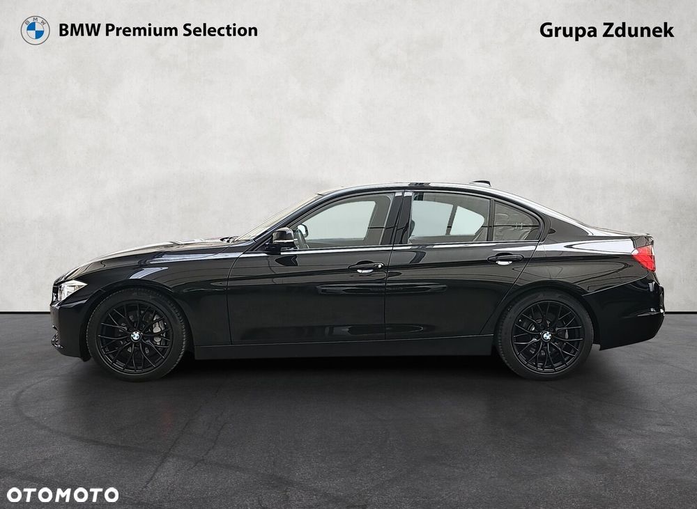 BMW Seria 3 335i xDrive Sport Line - 9