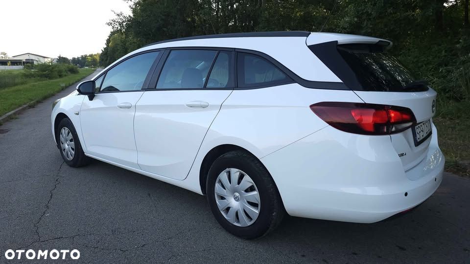 Opel Astra 1.6 CDTI Enjoy - 4