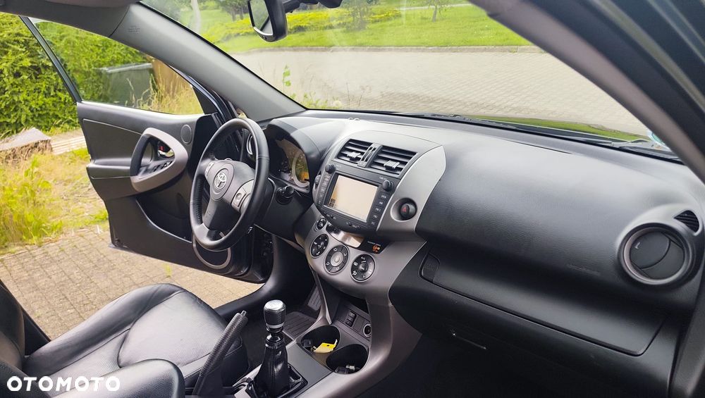 Toyota RAV4 2.2 D-4D 4x2 Travel - 40
