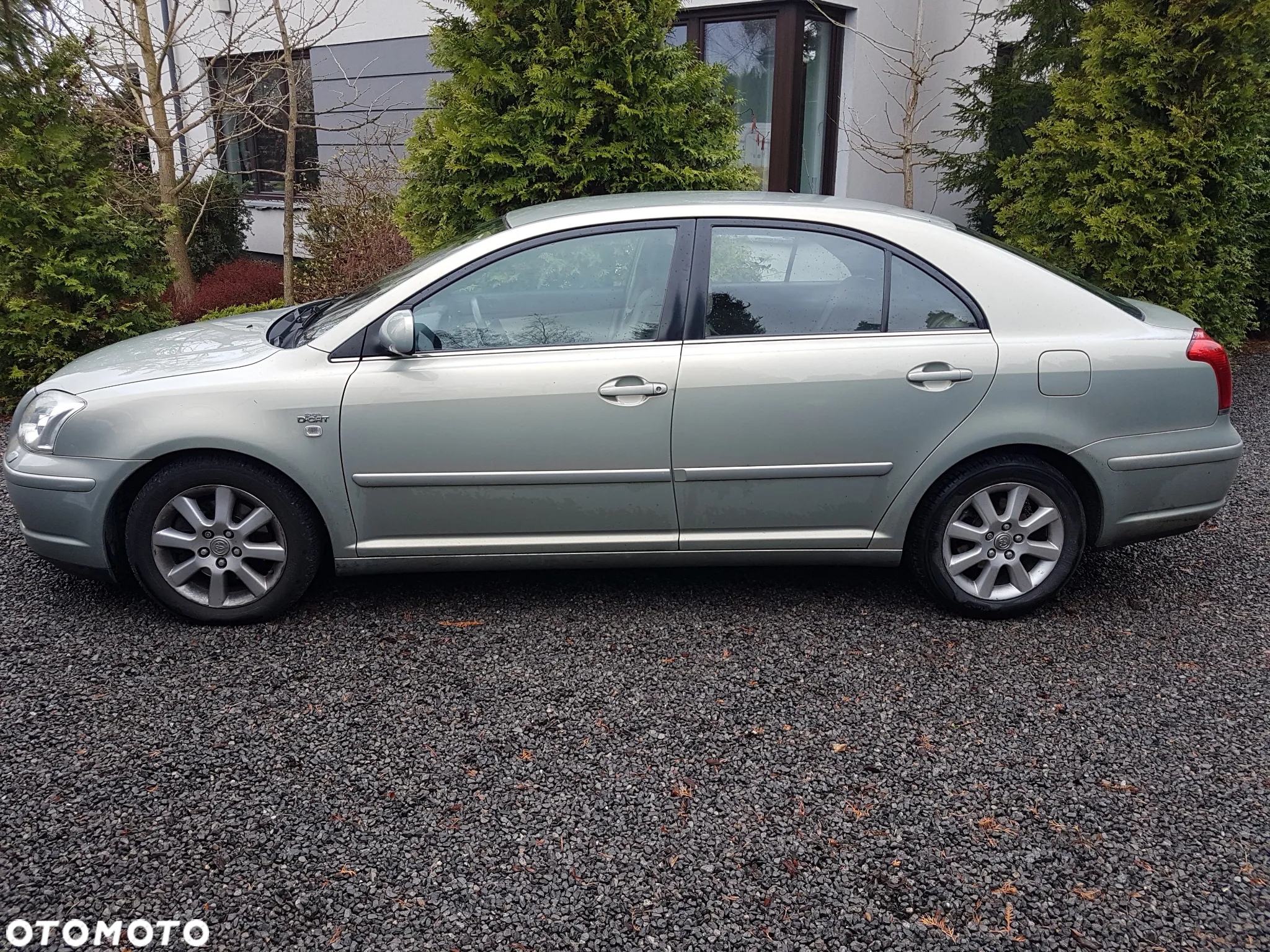 Toyota Avensis 2.2 D-4D Prestige - 2