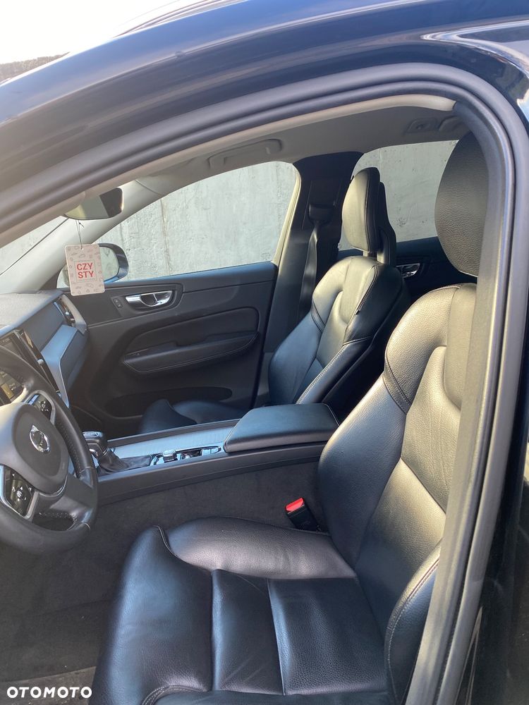 Volvo XC 60 D5 SCR AWD Inscription - 12
