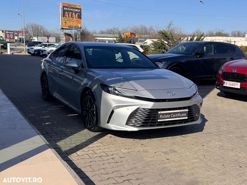 Toyota Camry 2.5 Exclusive - 4