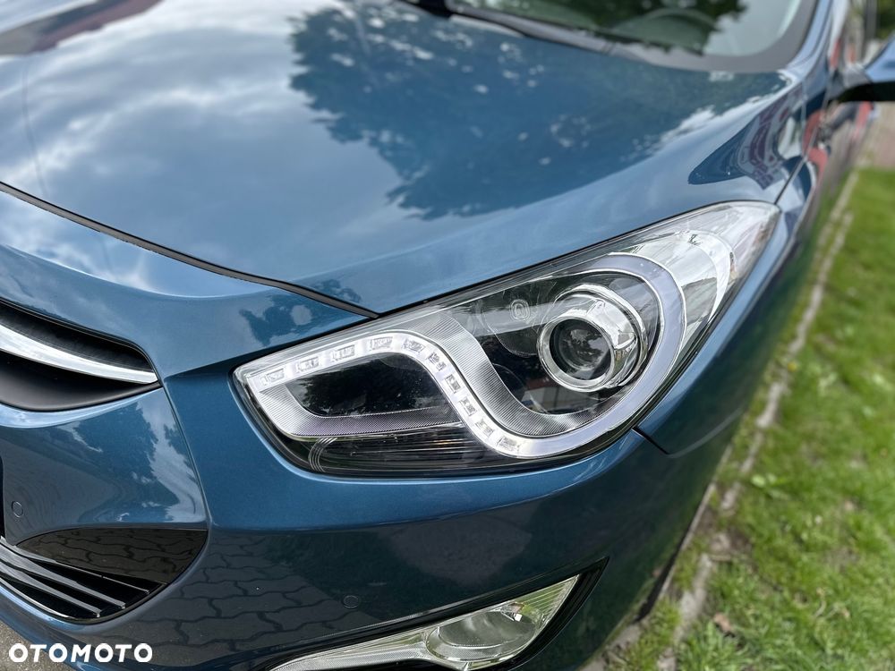 Hyundai i40 i40cw 1.7 CRDi Fifa World Cup Edition - 12