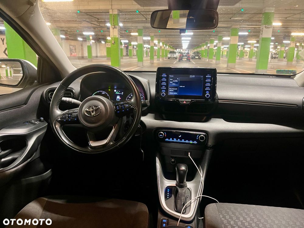 Toyota Yaris Hybrid 1.5 Comfort - 23