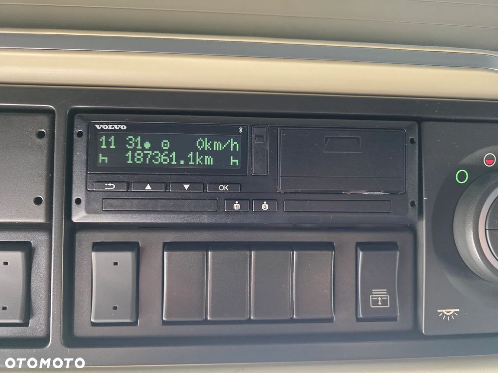 Volvo FH 500 XL Z DE 180 TYŚ KM KLIMA POSTOJOWA FULL LED ACC NAVI KAMERA  JAK NOWY !!! - 22